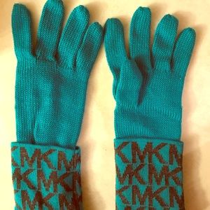 Michael Kors gloves